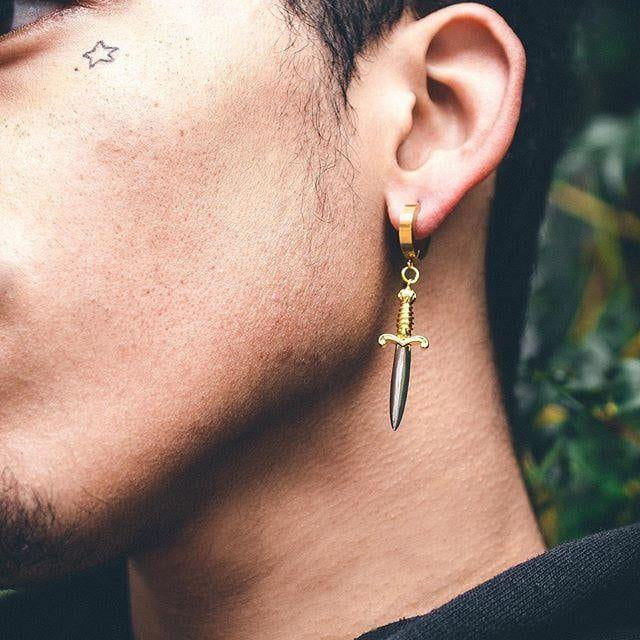 The Dagger Earring in action...